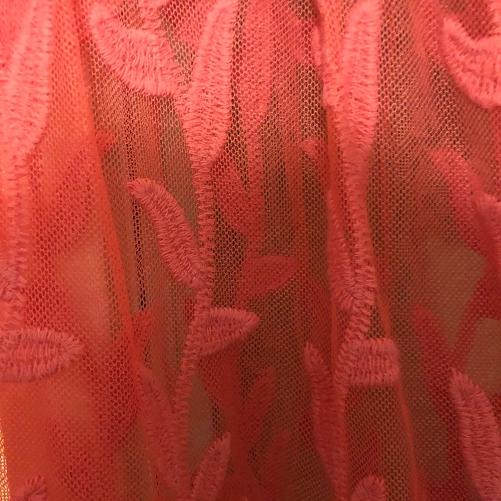 Ladies pullover blouse - Picture 2 of 2